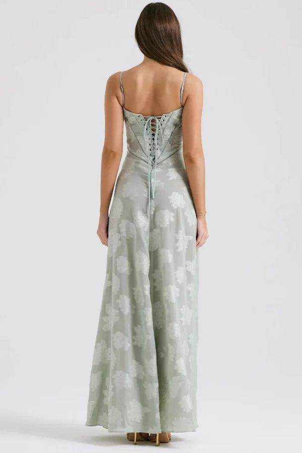 VALE | Enchanted