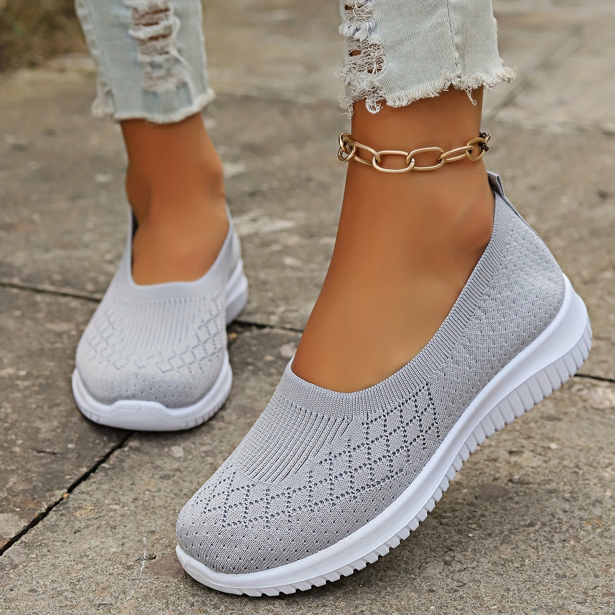 VALE Sofina™ – Non-Slip, Breathable All-Day Slippers